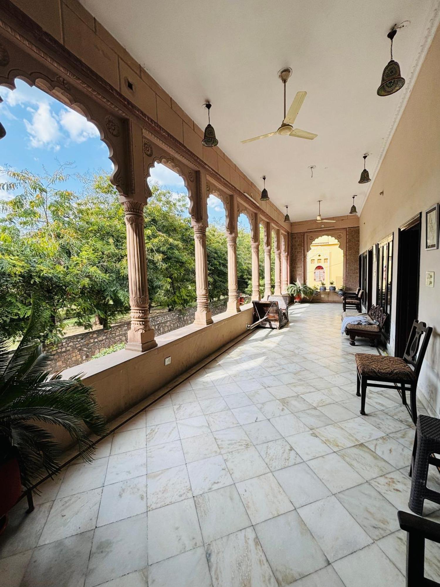 Hotel Karan Villas 코타 외부 사진